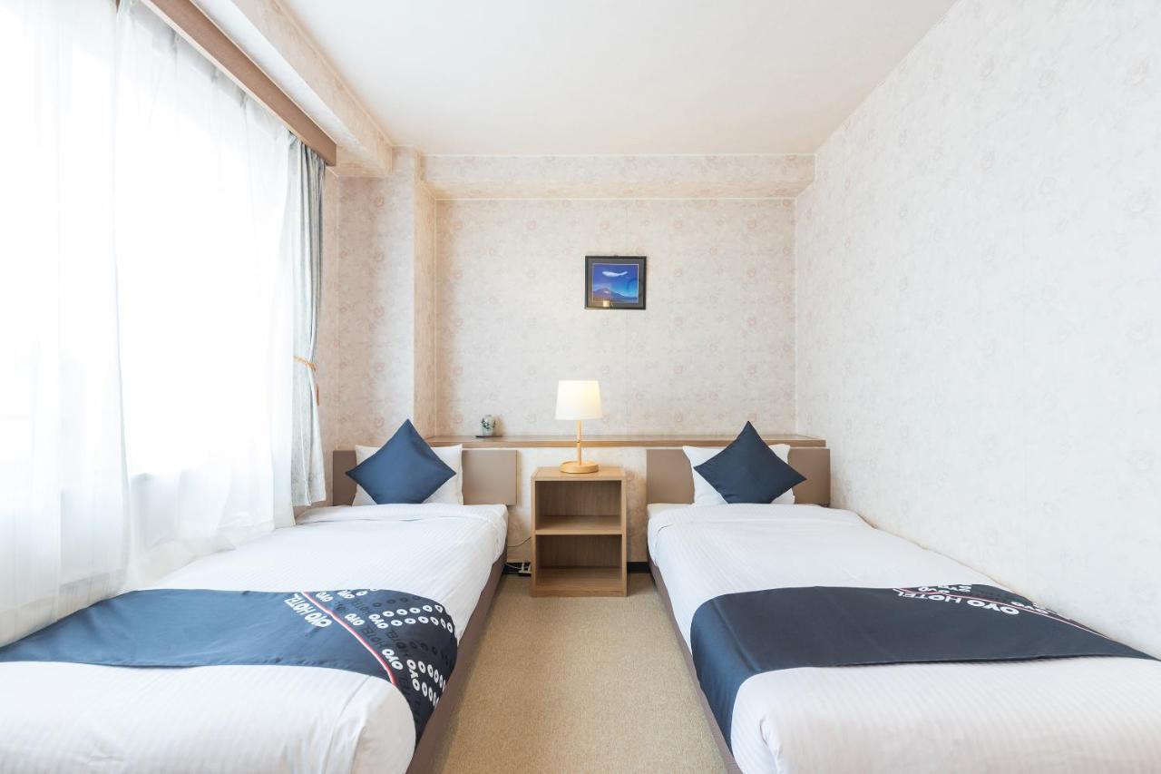 Tabist Business Hotel R Side Канандзава Экстерьер фото