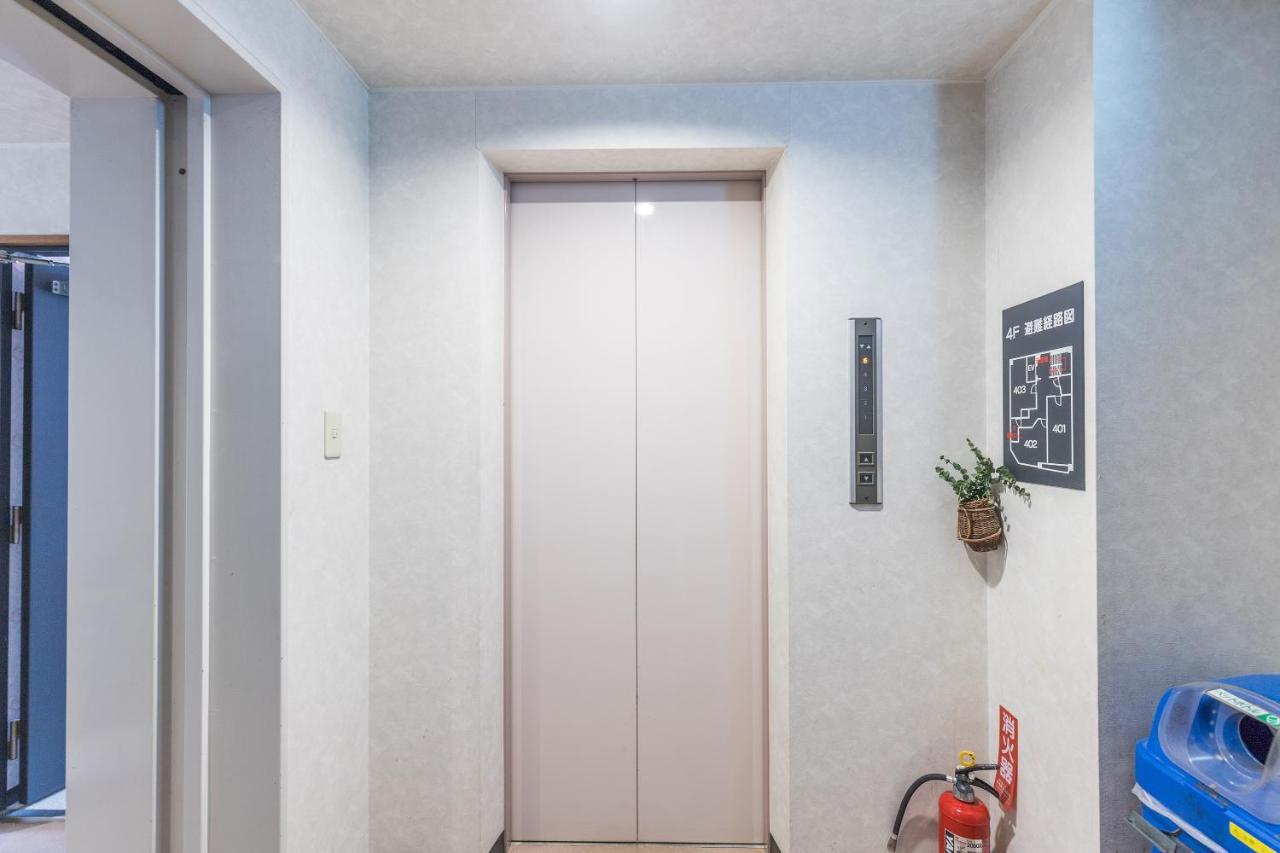 Tabist Business Hotel R Side Канандзава Экстерьер фото