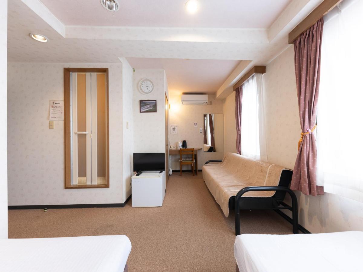 Tabist Business Hotel R Side Канандзава Экстерьер фото